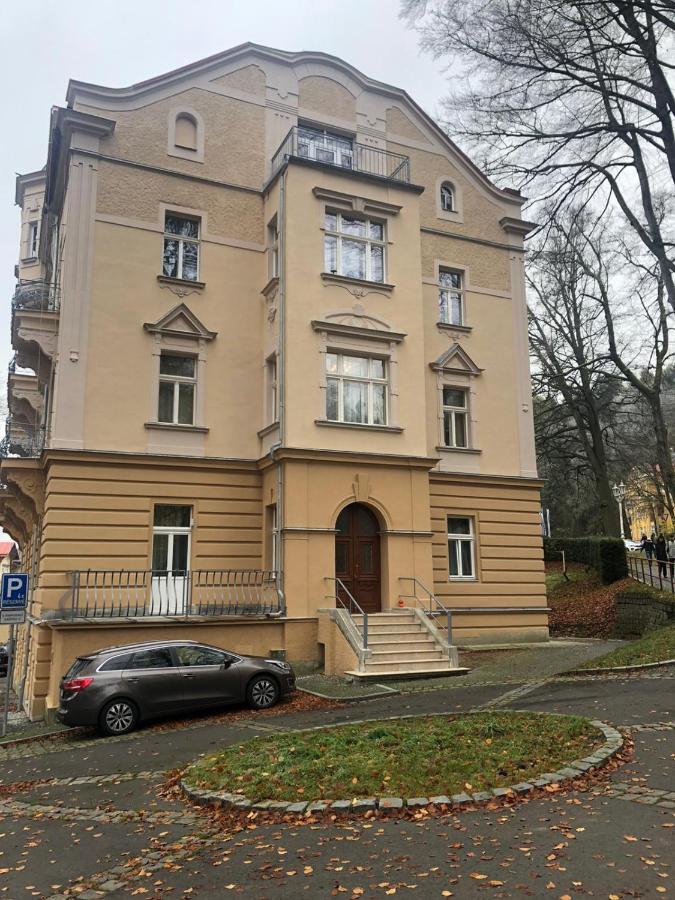 Dolce Vita Apartments Маріанські Лазні Екстер'єр фото